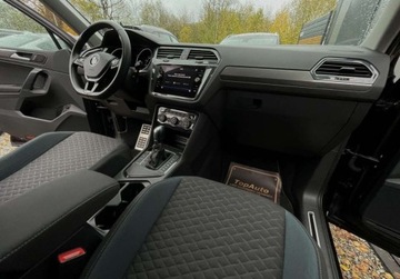 Volkswagen Tiguan II SUV 2.0 TDI 150KM 2019 Volkswagen Tiguan 2.0 TDI IQ.DRIVE 150KM DSG navi bezwypadkowy kamera, zdjęcie 14