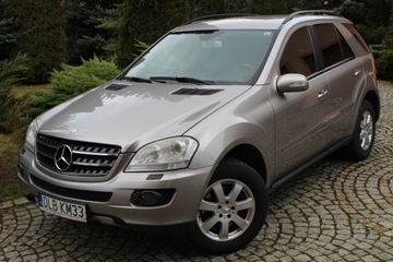 Mercedes Klasa M W164 Off-roader 3.0 V6 (320 CDI) 224KM 2008 Mercedes -Benz ML 320 Diesel 3.0 / 224 KM 4x4 Zarejestrowany