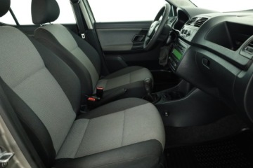 Skoda Fabia II Hatchback Facelifting 1.4 16V 85KM 2012 Skoda Fabia 1.4 16V, Salon Polska, 1. Właściciel, zdjęcie 6