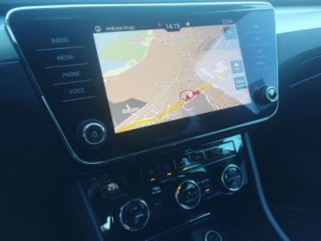 Skoda Superb III Liftback Facelifting 2.0 TDI SCR 150KM 2019 Skoda Superb 2.0 TDI 150KM DSG BiXenonCzujnikiSalonPL 2.0 Diesel 150KM, zdjęcie 14