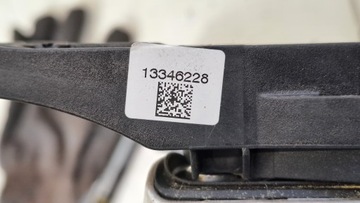 KLIKA LEVÝ PŘEDNÍ Z40R 13346220 OPEL CORSA E