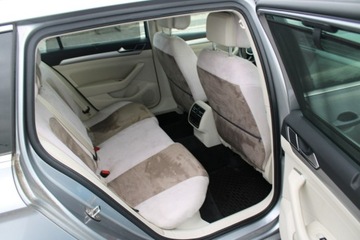 Volkswagen Passat B8 Variant 2.0 TDI BlueMotion SCR 150KM 2017 Volkswagen Passat Salon Polska I właściciel, zdjęcie 25