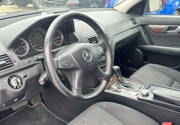 Mercedes Klasa C W204 2007 Mercedes-Benz Klasa C 2007r 2.1 Diesel 170KM, zdjęcie 3