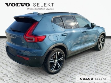Volvo XC40 Crossover Facelifting 2.0 B4 197KM 2025 Volvo XC 40 VOLVO XC40 B4 Plus Dark Benzyna (197+1, zdjęcie 7