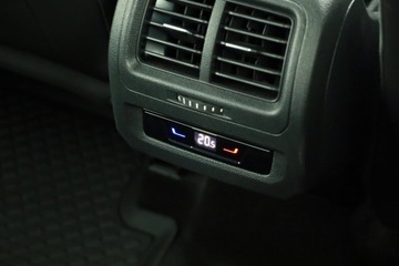 Volkswagen Touran III 2.0 TDI 150KM 2024 VW Touran 2.0 TDI, Salon Polska, 1. Właściciel, zdjęcie 12