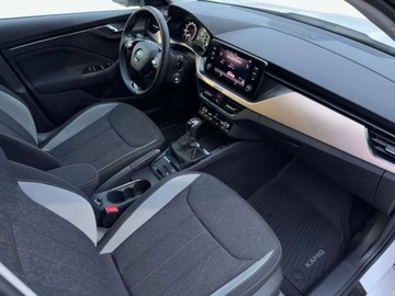 Skoda Kamiq Crossover 1.0 TSI 110KM 2021 Skoda Kamiq TSI 110KM Style Appconet Full LED Kamera Cofania DSG, zdjęcie 11