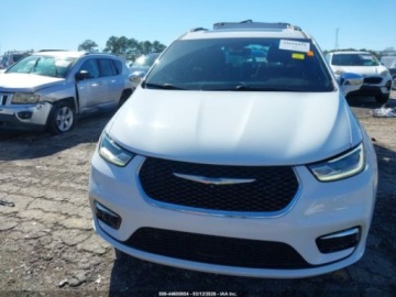 Chrysler Pacifica II 2021 Chrysler Pacifica Hybrid Limited 2021 3.6 Hybryda 287KM, zdjęcie 7