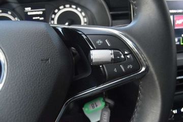 Skoda Kamiq Crossover 1.0 TSI 110KM 2023 Skoda Kamiq SalonPL TSI 110KM Ambition Comfort Tech ACC FullLED Gwarancja, zdjęcie 14