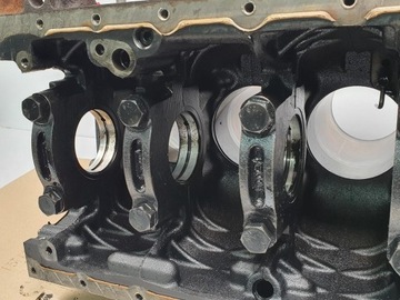 BLOK MOTORU D4204T VOLVO V50 2.0 D