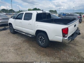 Toyota Tacoma II 2018 Toyota Tacoma Tacoma sr 2018 2.7 Benzyna 159KM, zdjęcie 2