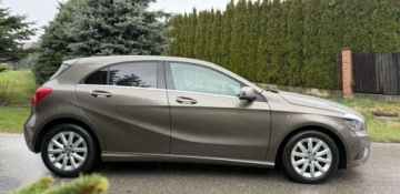 Mercedes Klasa A W176 Hatchback 5d 1.6 180 BlueEFFICIENCY 122KM 2013 Mercedes-Benz Klasa A Mercedes-Benz Klasa A 180 1.6 Benzyna 122KM, zdjęcie 5