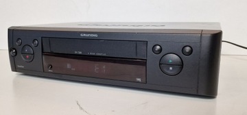 Видеорегистратор Grundig GV7300 GV 7300