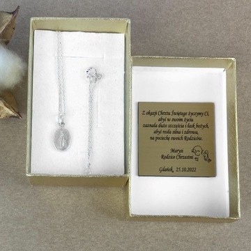 SREBRNY MEDALIK Z MATKĄ BOSKĄ CUDOWNĄ NA KOMUNIE