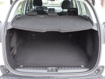 Peugeot 2008 I SUV Facelifting 1.2 PureTech 110KM 2017 Peugeot 2008 1.2 PureTech, Salon Polska, Navi, zdjęcie 13