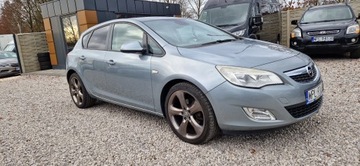 Opel Astra J Hatchback 5d 1.7 CDTI ECOTEC 110KM 2010 Opel Astra J Jeden Właściciel Zarejestrowany, zdjęcie 1