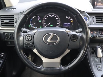 Lexus CT Hatchback 5d Facelifting 200h 136KM 2017 Lexus CT 200h, Salon Polska, 1. Właściciel, zdjęcie 18