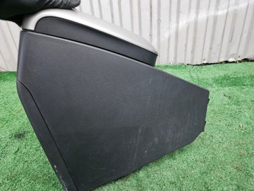 LOKETNÍ OPĚRKA TOYOTA AURIS I E15