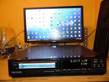 Видеомагнитофон PRECISION WD32