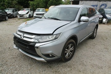 Mitsubishi Outlander III 2018 Mitsubishi Outlander ROK 2018 POJ 2,3 150 KM