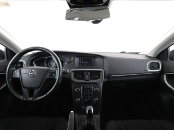 Volvo V40 II Hatchback Facelifting 2.0 D2 120KM 2017 Volvo V40 2.0D Klimatyzacja Tempomat Elektryka, zdjęcie 14