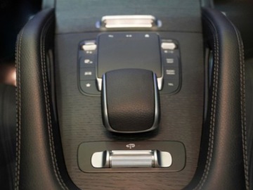 Mercedes GLE V167 SUV Facelifting 3.0 450d 367KM 2026 MERCEDES-BENZ GLE 450 d 4-Matic AMG Line 3.0 (367KM) 2026, zdjęcie 20