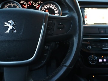 Peugeot 508 I SW Facelifting 1.6 e-HDi 115KM 2015 Peugeot 508 1.6 HDi, Navi, Klima, Klimatronic, zdjęcie 16
