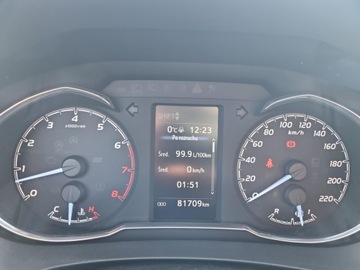 Toyota Yaris III Hatchback 5d Facelifting 2017 1.5 Dual VVT-iE 111KM 2019 Toyota Yaris 1,5-Dual-VVT-iE III (2011-2019) Toyot, zdjęcie 16