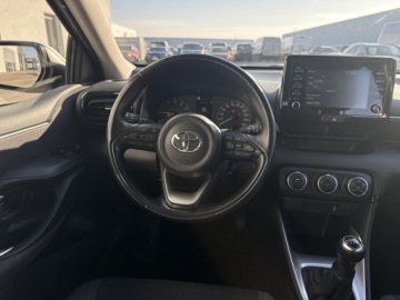Toyota Yaris IV Hatchback 1.0 VVT-i 72KM 2022 Toyota Yaris 1.0 Comfort IV (2020-) 1.0 Comfort, zdjęcie 9