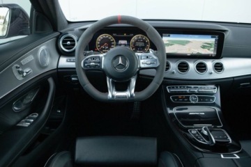 Mercedes Klasa E W213 Limuzyna AMG 4.0 AMG E63 S 612KM 2018 Mercedes-Benz Klasa E E63S, AMG Line, Bezwypadkowy, Salon Polska, Faktura, zdjęcie 21