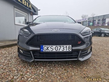 Ford Focus III ST Kombi 2.0 EcoBoost 250KM 2017 Ford Focus Wersja ST 250KM Xenon Led Skory Navi Zadbany 2.0 Benzyna 250KM, zdjęcie 13