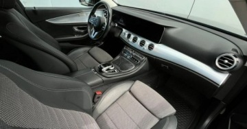 Mercedes Klasa E W213 Kombi 2.0 220d 194KM 2020 Mercedes-Benz Klasa E 4 Matic Automat Led Parktronic Kamera Navi Vir, zdjęcie 15