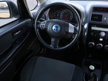 Fiat Sedici 1.9 Multijet 120KM 2006 Fiat Sedici 1.9 MultiJet, 4X4, Klima, zdjęcie 6