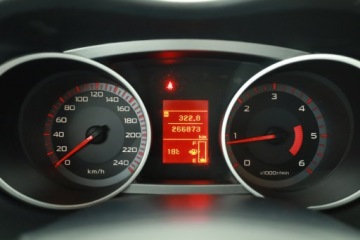 Citroen C-Crosser 2008 Citroen C-Crosser 2.2 HDI, 4X4, 7 miejsc, Xenon, zdjęcie 16