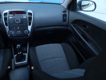 Kia Ceed I 2010 Kia Ceed 1.6 CVVT, Salon Polska, Klima, Parktronic, zdjęcie 7