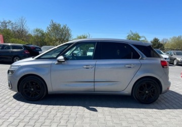 Citroen C4 Picasso II Picasso Facelifting 1.2 PurTech 130KM 2018 Citroen C4 Picasso jak nowySHINE 1.2 Benzyna 130KM, zdjęcie 8
