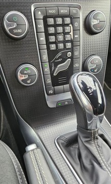 Volvo V40 II Hatchback Facelifting 1.5 T3 152KM 2019 Volvo V40 152Ps.Bezyna Automat R Design Full Led Navi Skora Alcantara 2019, zdjęcie 25