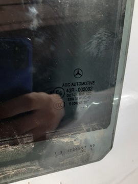 MERCEDES GLK X204 09-15 SKLO (OKNO) DVEŘE LEVÝ ZADNÍ A2047351310 USA