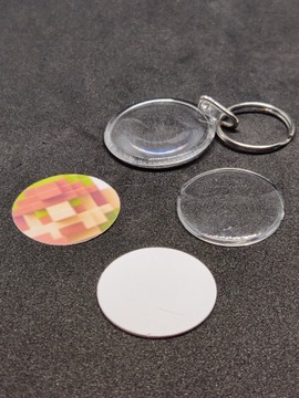 Упаковка наклейки amiibo на брелок nfc ntag215