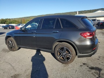 Mercedes GLC C253 2021 Mercedes-Benz GLC 300 4Matic 2021 2.0l 2.0 Benzyna 255KM, zdjęcie 1