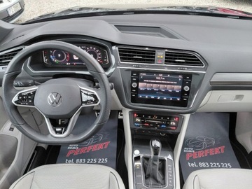 Volkswagen Tiguan II SUV Facelifting 2.0 TSI 190KM 2023 Volkswagen Tiguan R-Line Panorama Kamera Hands Free Navi El.fotele PDC Alu, zdjęcie 25
