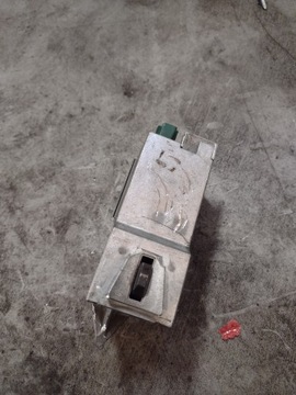 FORD GALAXY MK3 FACELIFT UZAMČENÍ ŘÍDÍCÍ 7G913F880