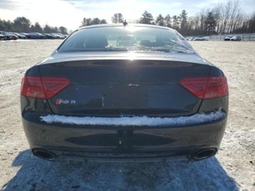 Audi A5 8T RS5 Coupe Facelifting 4.2 FSI 450KM 2013 Audi RS5 Coupe 4.2 V8 2013 4.2 Benzyna 450KM, zdjęcie 2