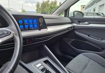 Volkswagen Golf VIII Variant 1.5 eTSI 130KM 2022 Volkswagen Golf EVO Life 1.5 TSI 130KM Czujniki Tempomat LED Clima ASO, zdjęcie 9
