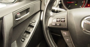 Mazda 3 I Hatchback 1.6 MZ-CD 109KM 2009 Mazda 3 Mazda 3 1.6 CD Sport DPF Active 1.6 Diesel 109KM, zdjęcie 8