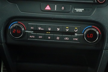 Kia Proceed Shooting Brake 1.6 T-GDI 204KM 2019 Kia ProCeed GT 1.6 T-GDI, Salon Polska, zdjęcie 9