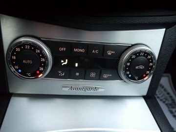 Mercedes Klasa C W204 Limuzyna 1.8 180 CGI BlueEFFICIENCY 156KM 2011 Mercedes C 180 1.8 Stan Idealny bez rdzy Gwarancja, zdjęcie 19