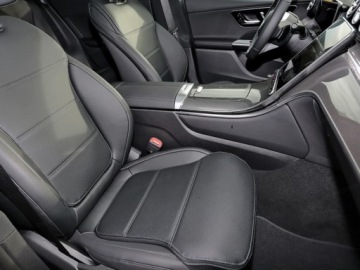 Mercedes GLC C254/X254 Coupe 2.0 200 204KM 2026 GLC Coupe 200 4-Matic Avantgarde 2.0 (204KM) 2026, zdjęcie 4