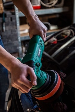 АВТОПОЛИРОВКА 1050 Вт–150 ММ ПЛЮС 4 ПАДАШКИ VONROC