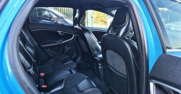 Volvo V40 II Hatchback 1.6 T3 150KM 2013 Volvo V40 BENZYNA alcantara KAMERA czarny sufit R DESIGN okazja, zdjęcie 29
