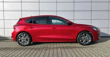 Ford Focus IV Hatchback Facelifting 1.0 EcoBoost MHEV 155KM 2025 Ford Focus ogrzewana przednia szyba, kamera , led, navi, opony wielosezono, zdjęcie 19